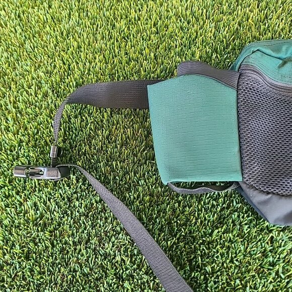 Jansport Hiking Fanny Pack With Drink Holders Green - Picture 3 of 14